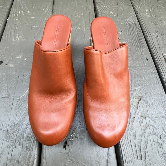 Everlane Shoes - Everlane The Clog Cognac Brown Wood Heel Leather Size 11